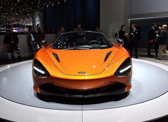 全新旗艦跑車 邁凱輪720S現(xiàn)已上市 405.4萬元起售-鋒巢網