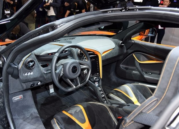 全新旗艦跑車 邁凱輪720S現(xiàn)已上市 405.4萬元起售-鋒巢網