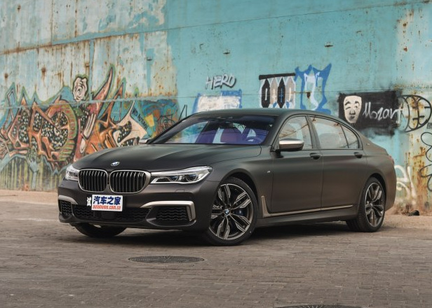 汽車風(fēng)波一波未平一波又起 寶馬機(jī)油泄漏 130輛M760Li被召回-鋒巢網(wǎng)