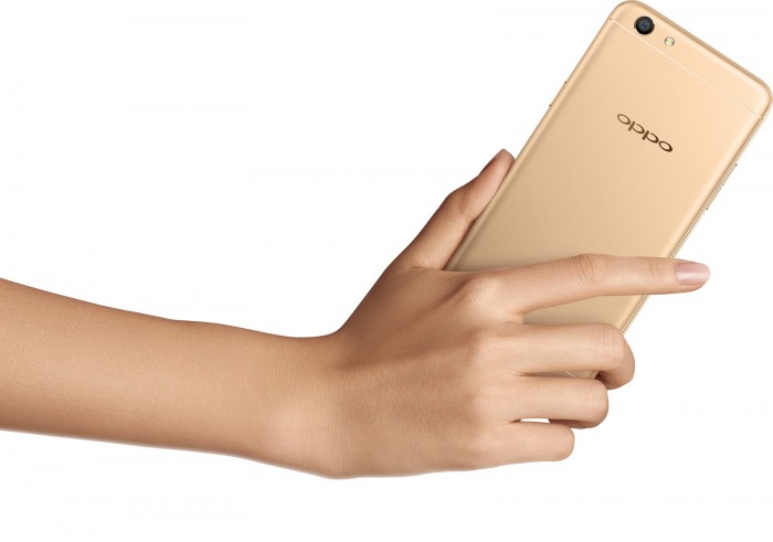 為愛自拍的印度人而設(shè)計 前置雙攝手機(jī)OPPO F3發(fā)布-鋒巢網(wǎng)