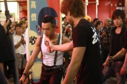 騰訊優(yōu)酷員工打架總裁道歉：兩大團隊真是丟人-鋒巢網(wǎng)