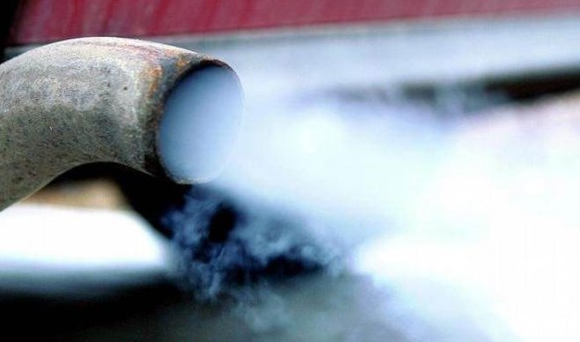 FCA尾氣排放遭起訴，或?qū)⒚媾R46億巨額罰款-鋒巢網(wǎng)