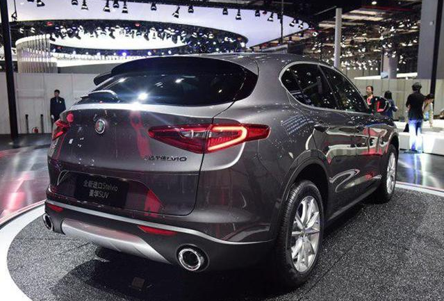 阿爾法·羅密歐Stelvio即將深港澳車(chē)展上市，攜三款車(chē)型率先出擊-鋒巢網(wǎng)