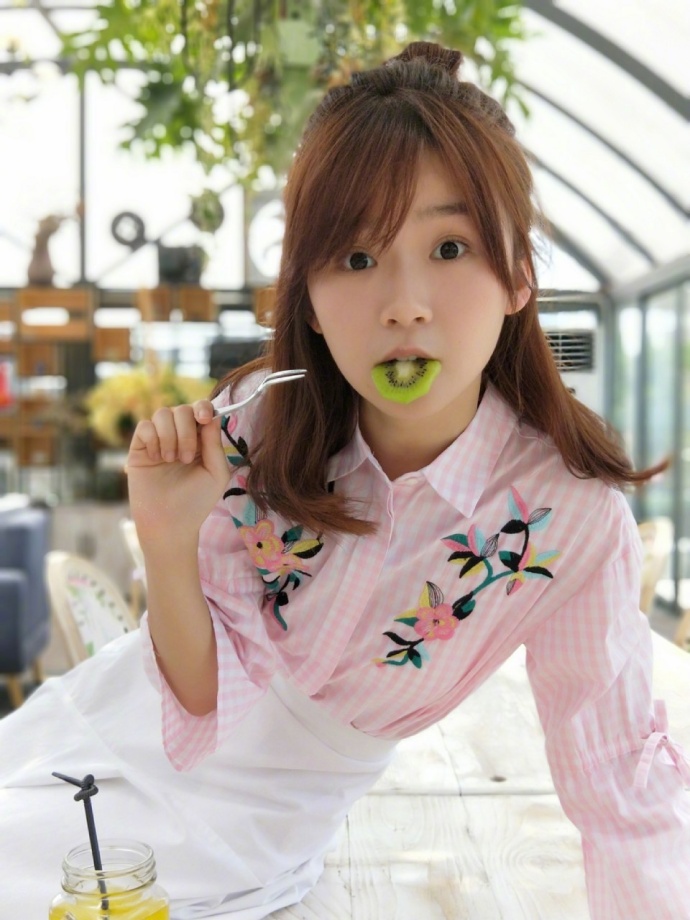 雙鏡頭拍照強(qiáng)機(jī) OPPO R11官方開始預(yù)約-鋒巢網(wǎng)