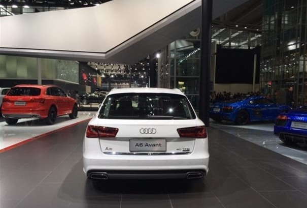 旅行版奧迪A6 Avant于2017深港澳車展 國內(nèi)首發(fā)-鋒巢網(wǎng)