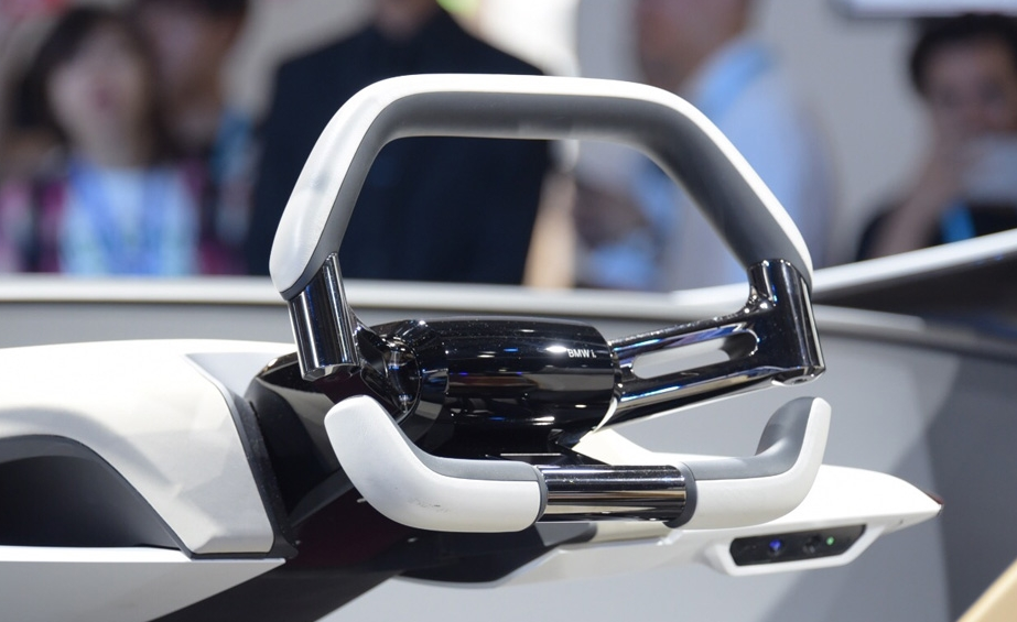 寶馬i Inside Future國內(nèi)首發(fā)：與未來相遇-鋒巢網(wǎng)