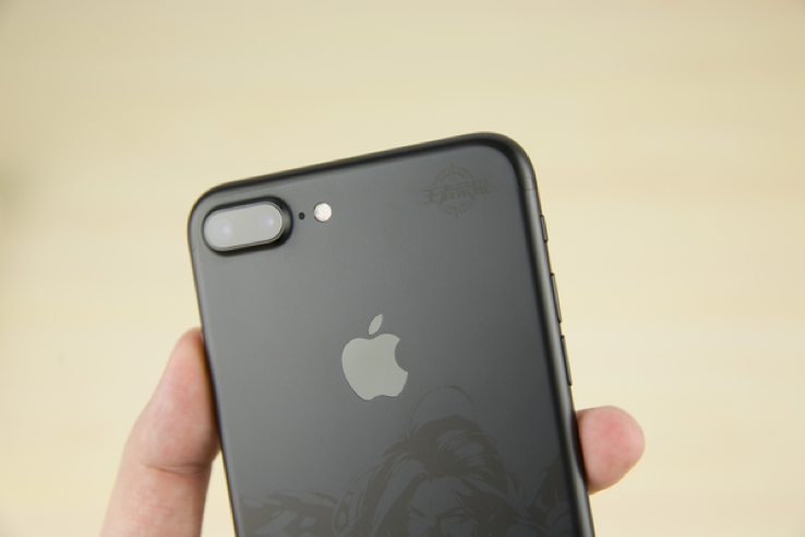 國(guó)民游戲+國(guó)民手機(jī) iPhone7 Plus王者榮耀定制版圖賞-鋒巢網(wǎng)