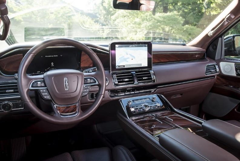 全新林肯領航員加長版官圖發(fā)布：隨自己喜好而定的黑金剛-鋒巢網(wǎng)