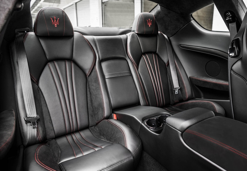 全球限400輛：瑪莎拉蒂GranTurismo周年特別版發(fā)售-鋒巢網(wǎng)