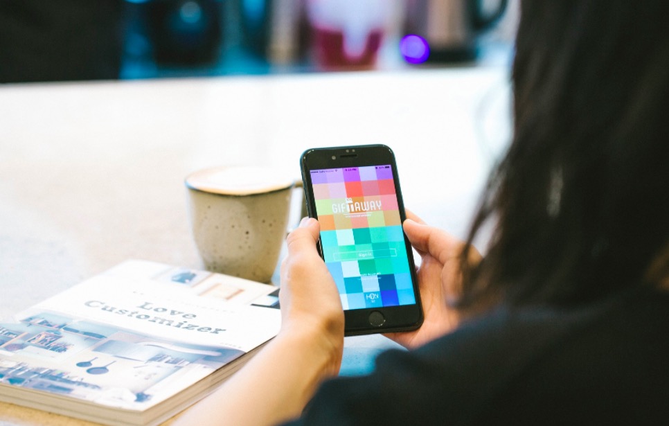 新概念購物APP出現(xiàn) GiftAway零買賣輕量環(huán)保登場(chǎng)-鋒巢網(wǎng)