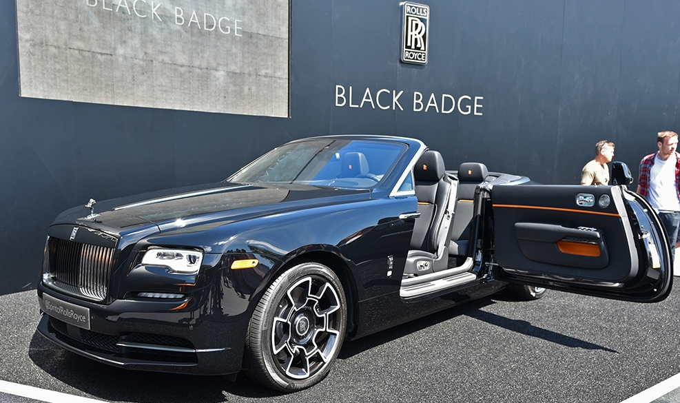 高貴的極致：勞斯萊斯曜影Black Badge，現(xiàn)已正式發(fā)布-鋒巢網(wǎng)