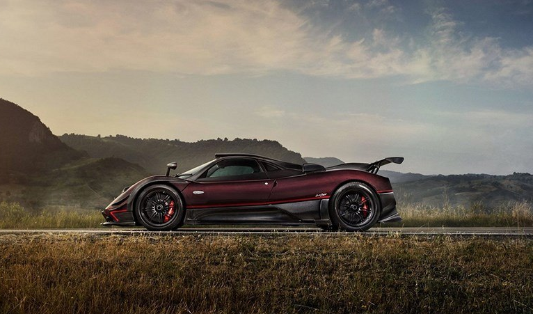 奔跑的“昆蟲”：帕加尼定制版—Zonda Fantasma Evo兇狠登場-鋒巢網(wǎng)