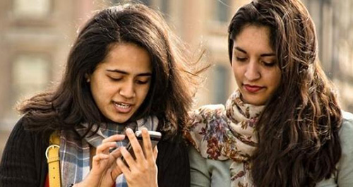 逐漸失去中國(guó)市場(chǎng)的蘋(píng)果，能在印度復(fù)制出一個(gè)中國(guó)嗎？-鋒巢網(wǎng)