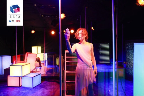 科技白癡陳偉霆遇上人工智能  直播首秀獻(xiàn)給微鯨沉浸式戲劇《I.F》-鋒巢網(wǎng)