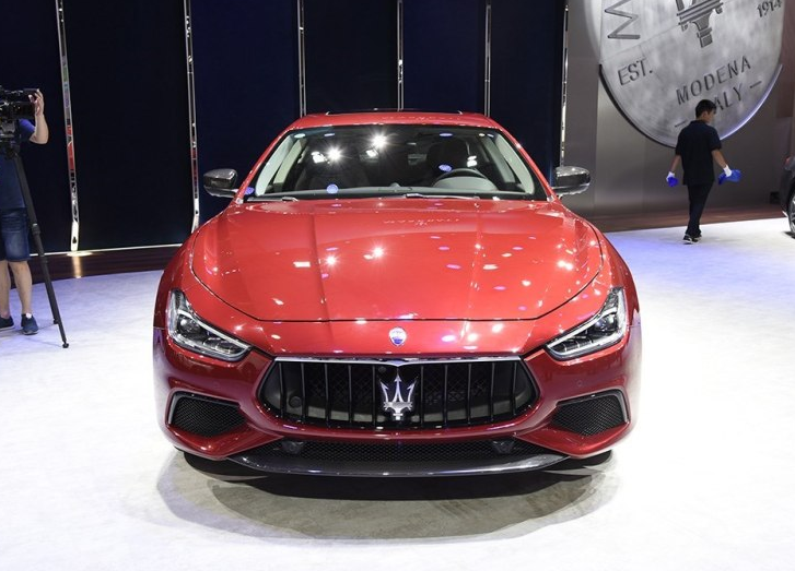 颶風(fēng)Ghibli正式開售，這樣的瑪莎拉蒂你能Hold住嗎？-鋒巢網(wǎng)