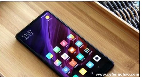 上市一個(gè)月售價(jià)大跌 小米MIX2旗艦夢(mèng)再次落空-鋒巢網(wǎng)