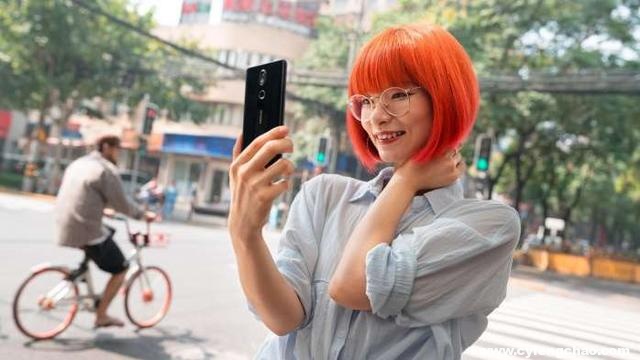 Nokia 7正式發(fā)布 蔡司鏡頭回歸是亮點-鋒巢網(wǎng)