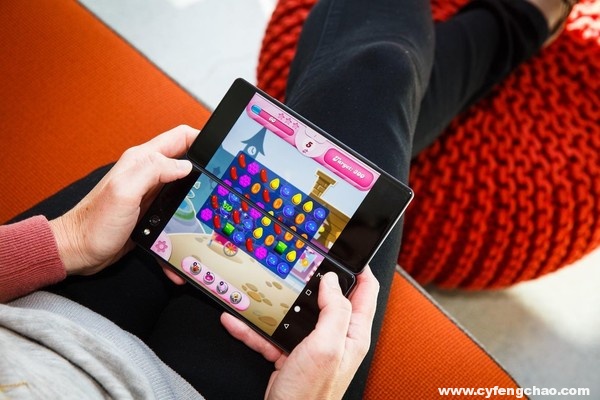 魅族的“智窗”失敗了，中興的折疊屏幕能成功嗎？-鋒巢網(wǎng)