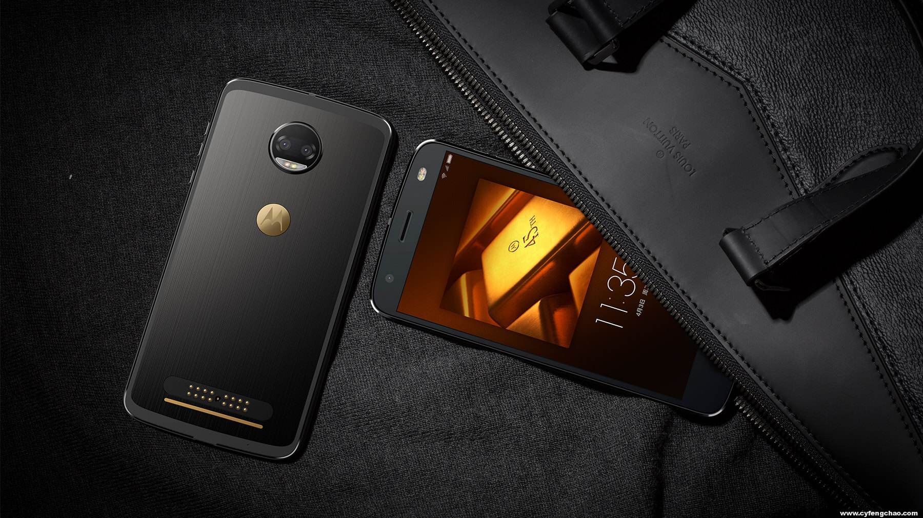 向萬元進(jìn)軍 摩托羅拉挑戰(zhàn)極限還是自尋死路？-鋒巢網(wǎng)