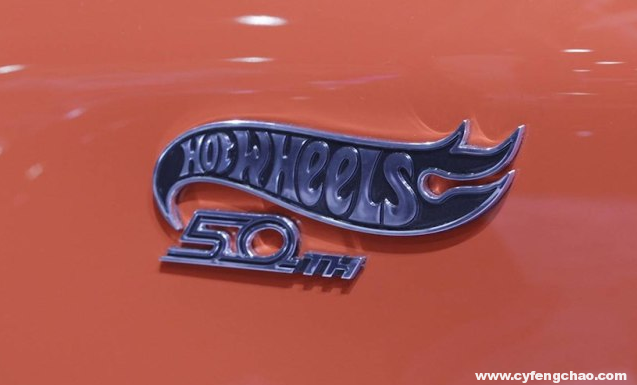 雪佛蘭科邁羅腳踏“風(fēng)火輪”，將兒時(shí)夢(mèng)想變?yōu)楝F(xiàn)實(shí)-鋒巢網(wǎng)