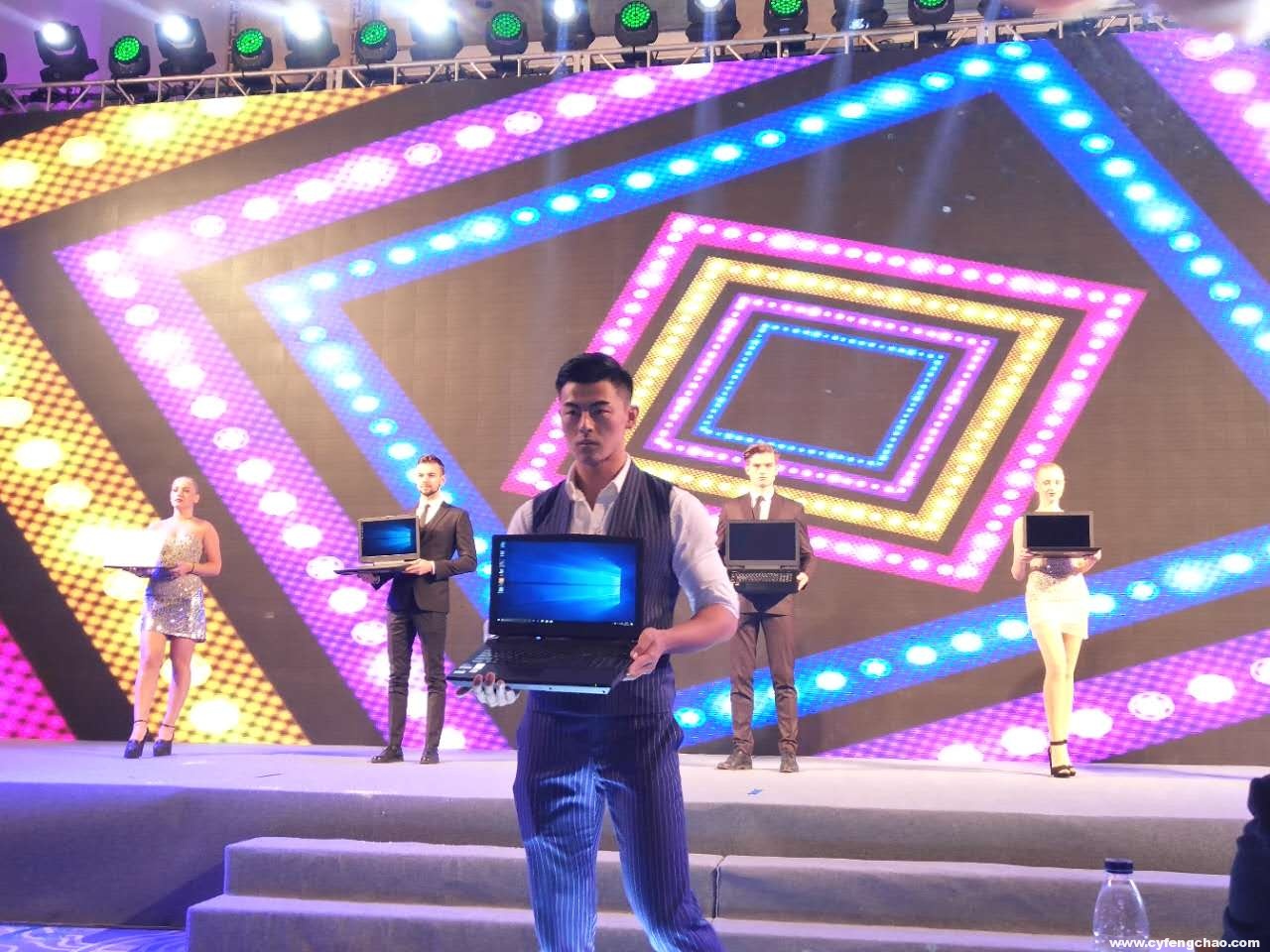 玩家福音：頂配雙顯卡 GX10-CP7，神舟發(fā)超級戰(zhàn)神游戲本-鋒巢網(wǎng)