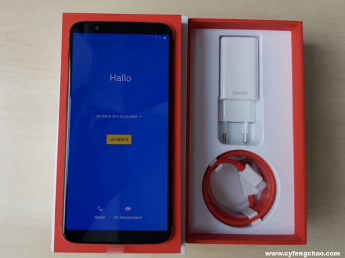 一加11月16日在布魯克林發(fā)布一加5T 但該曝光的基本曝光完了-鋒巢網(wǎng)