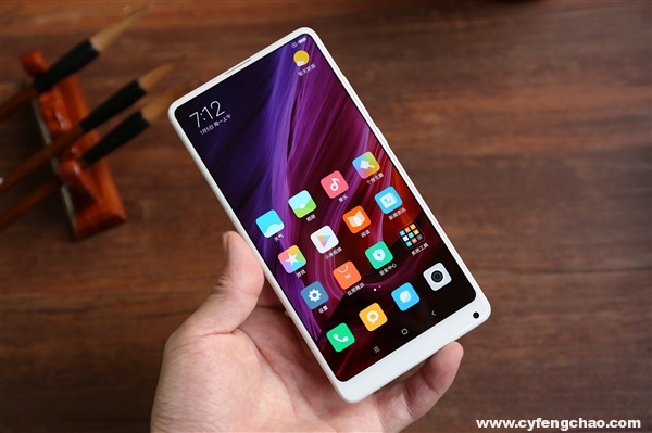 疑似小米MIX 3設(shè)計(jì)圖紙曝光 100%全面屏+雙屏設(shè)計(jì)是否可行？-鋒巢網(wǎng)