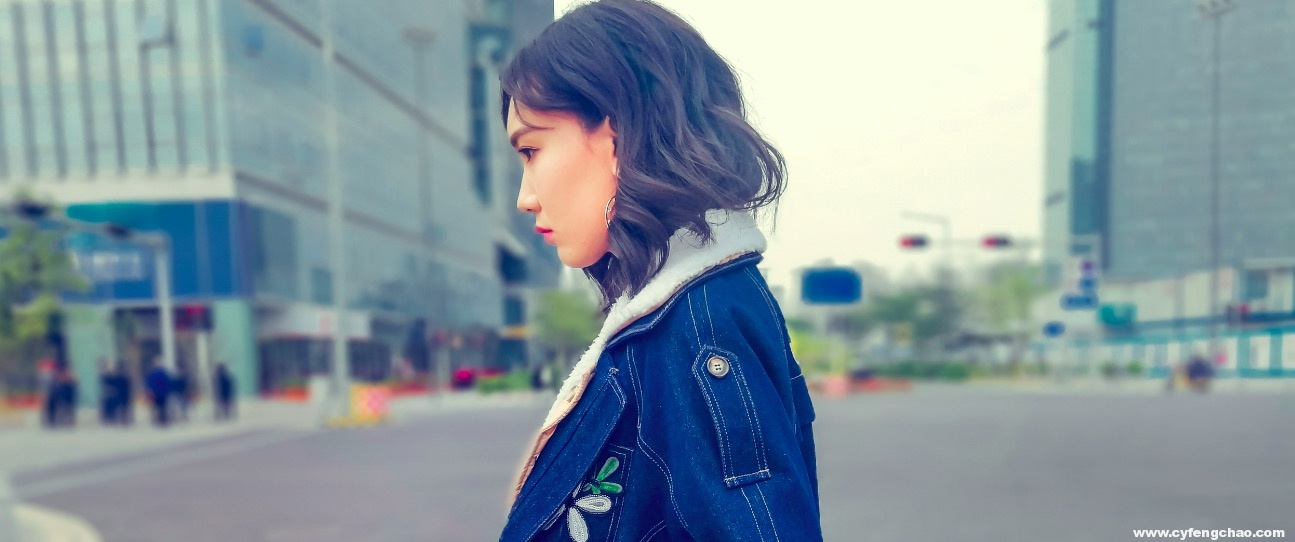 機(jī)鏡合一：360手機(jī)N6 Pro一款絕美的鏡面手機(jī)問世-鋒巢網(wǎng)