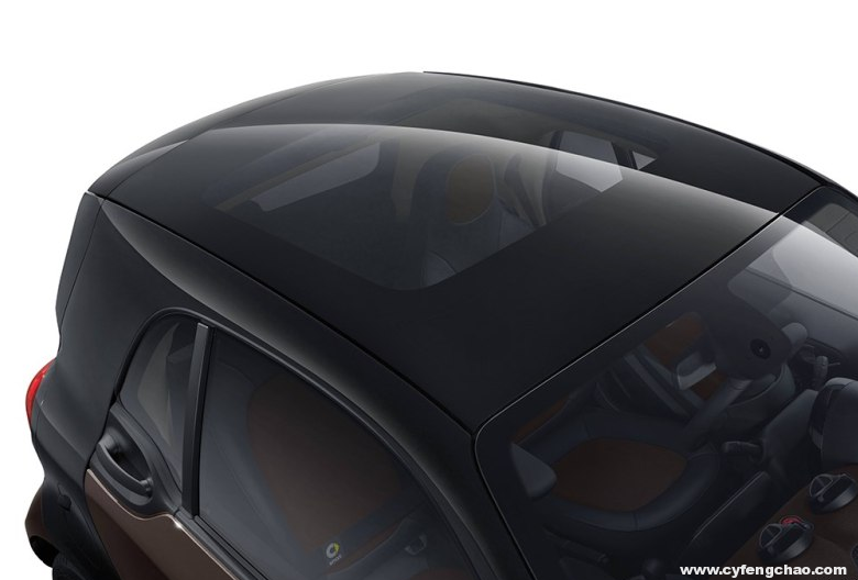 麻雀雖小五臟俱全，smart fortwo帶你穿梭于自在之間-鋒巢網