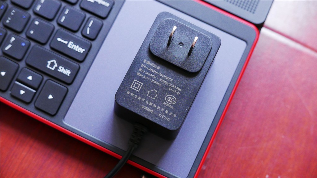 萬核客廳一體機體驗評測:不想做電腦的電視盒子不是好游戲機-鋒巢網(wǎng)