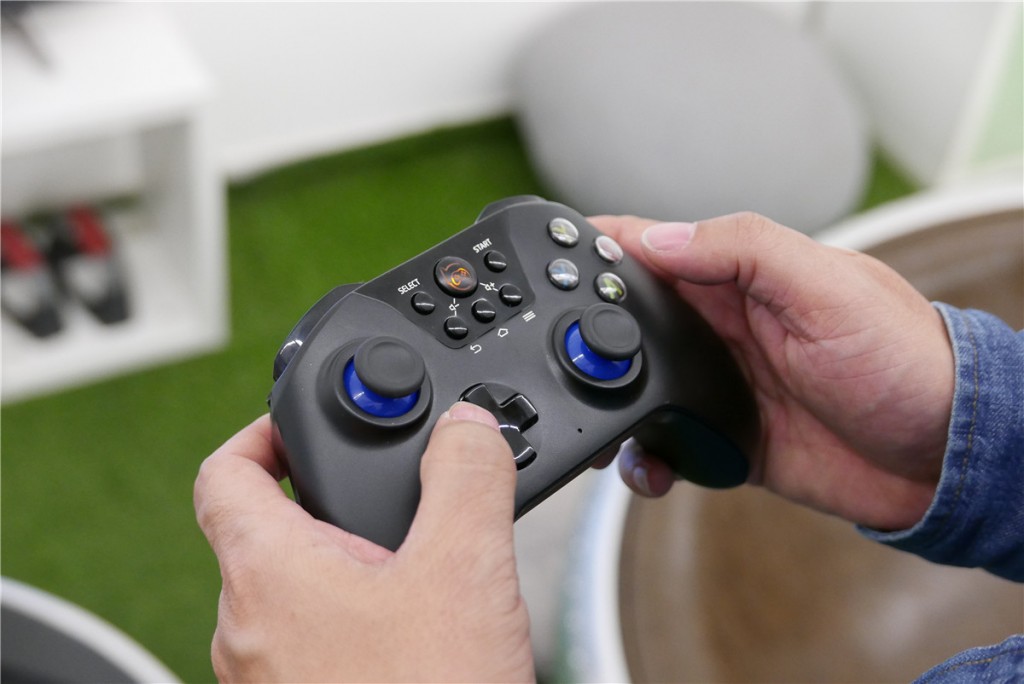 萬核客廳一體機體驗評測:不想做電腦的電視盒子不是好游戲機-鋒巢網(wǎng)