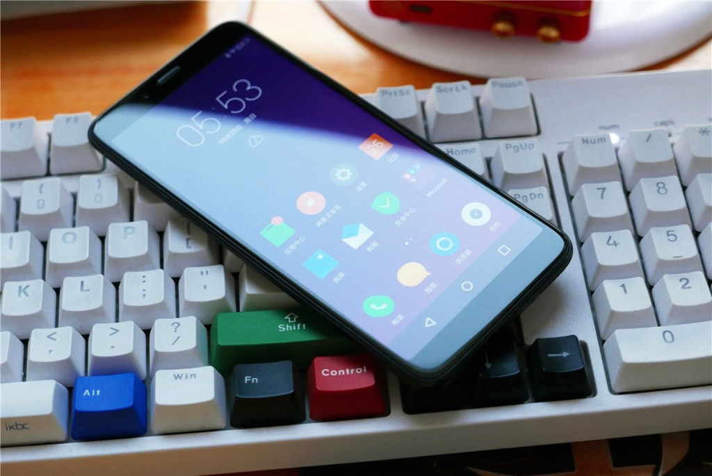 聯(lián)想S5體驗評測:均衡強勁的回歸之作-鋒巢網(wǎng)