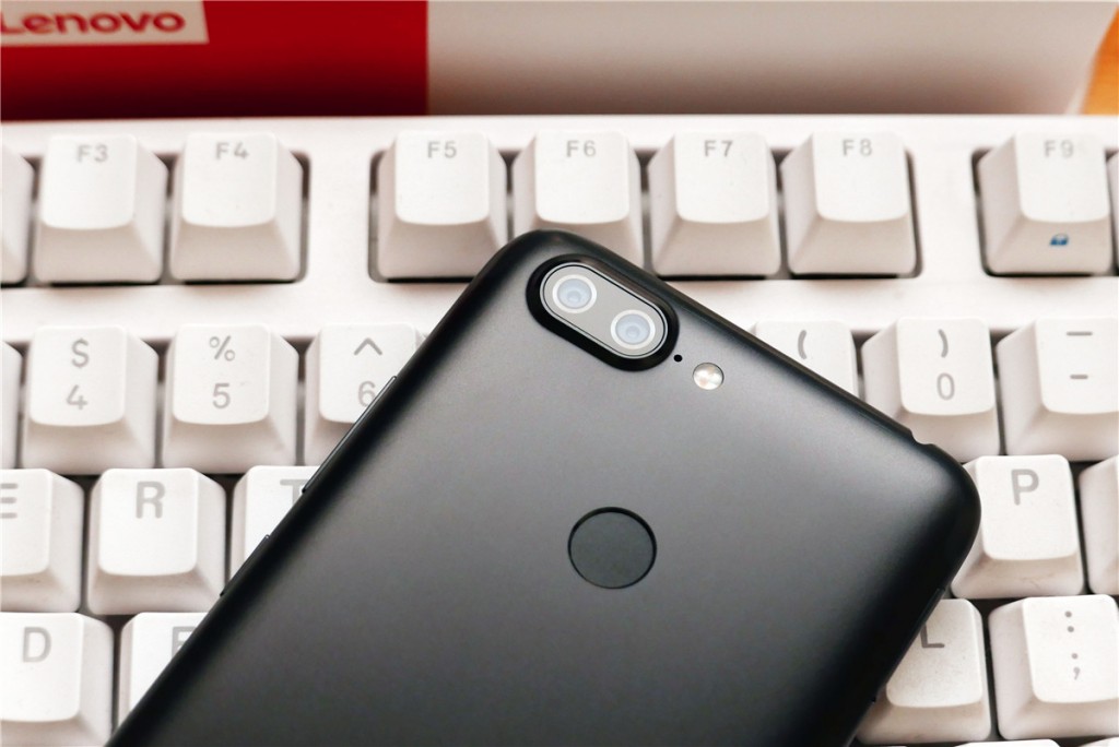 聯(lián)想S5體驗評測:均衡強勁的回歸之作-鋒巢網(wǎng)