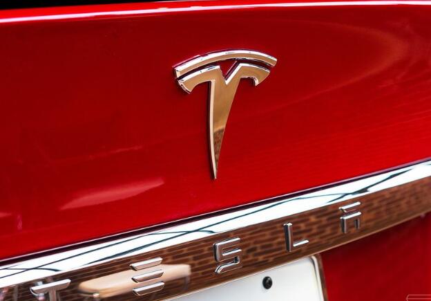 特斯拉召回了有史以來最大的汽車召回事件-鋒巢網(wǎng)