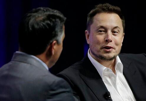 科技可創(chuàng)造永生的獨(dú)裁機(jī)器人，AIe讓人類無處可逃-鋒巢網(wǎng)