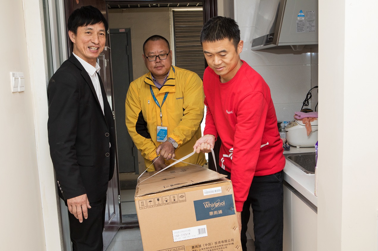 相隔28年，張近東為何為他寫下一封溫情書信？-鋒巢網(wǎng)