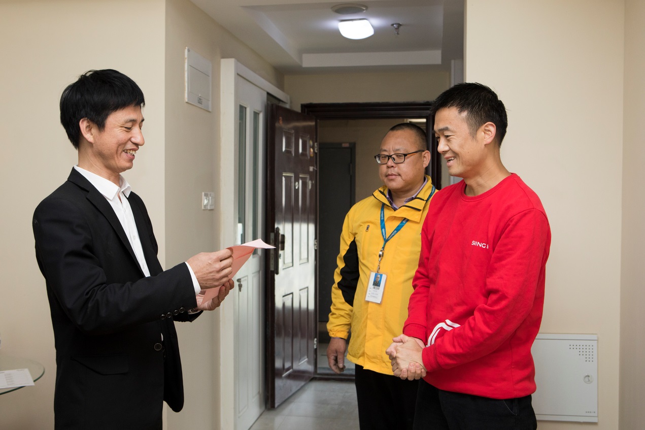 相隔28年，張近東為何為他寫下一封溫情書信？-鋒巢網(wǎng)