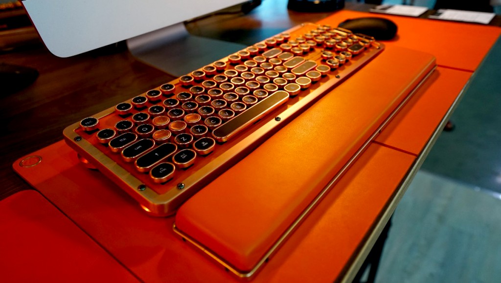 鋒巢網(wǎng)圖文直播| 帶你橫掃2018臺(tái)北電腦展-鋒巢網(wǎng)