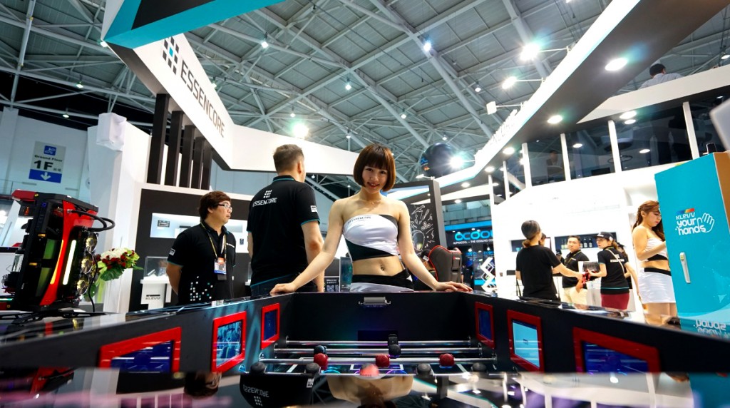 鋒巢網(wǎng)圖文直播| 帶你橫掃2018臺(tái)北電腦展-鋒巢網(wǎng)