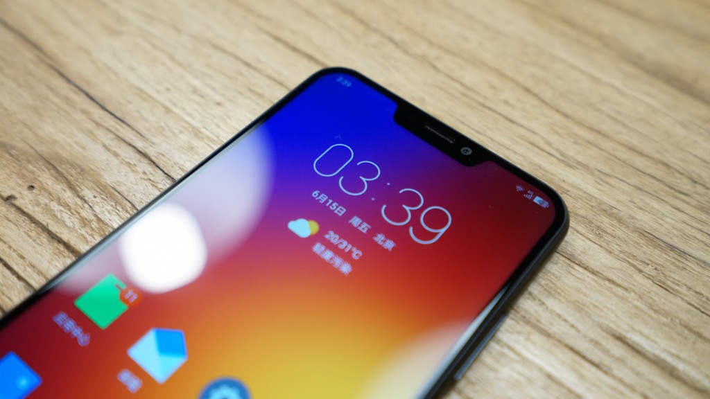 “全面屏暴利終結(jié)者”聯(lián)想Z5深度評測-鋒巢網(wǎng)