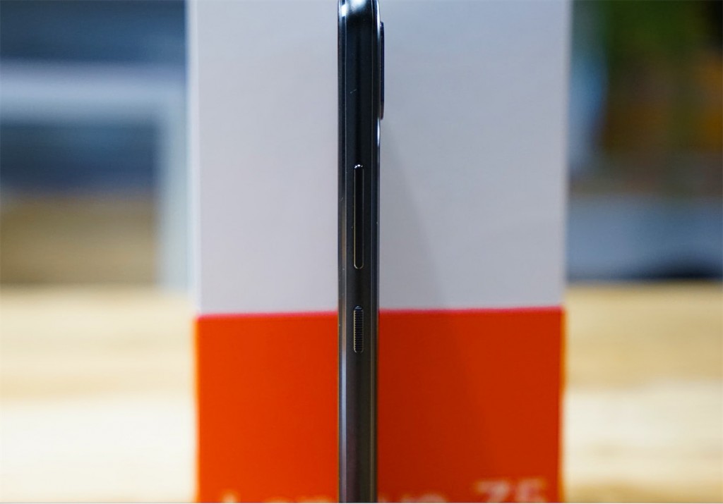 “全面屏暴利終結(jié)者”聯(lián)想Z5深度評測-鋒巢網(wǎng)