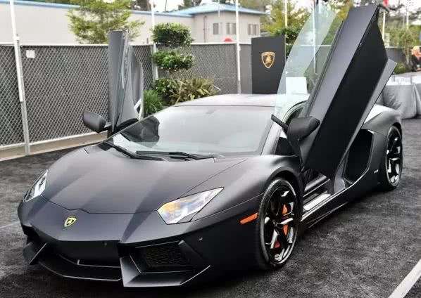 世界杯球星座駕大曝光，差距不是一點點！-鋒巢網(wǎng)