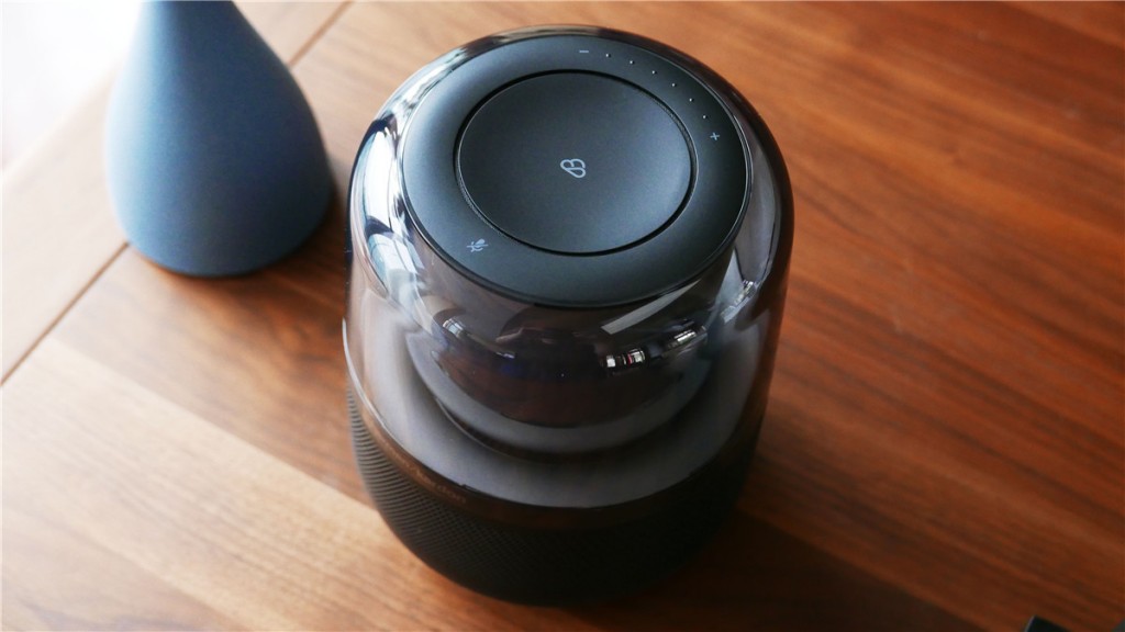 哈曼卡頓音樂琥珀評測：音響大廠眼中的未來是怎樣？-鋒巢網(wǎng)