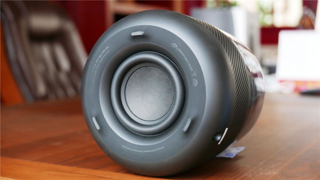 哈曼卡頓音樂琥珀評測：音響大廠眼中的未來是怎樣？-鋒巢網(wǎng)