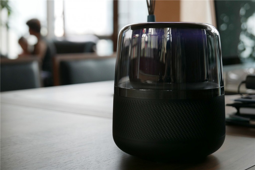 哈曼卡頓音樂琥珀評測：音響大廠眼中的未來是怎樣？-鋒巢網(wǎng)