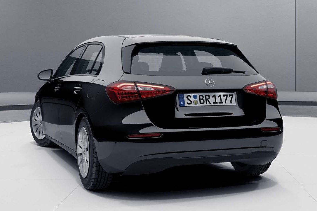 Mercedes-Benz  A180d SE 一切從簡，但霸氣依然！-鋒巢網(wǎng)