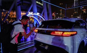 小鵬汽車引發(fā)爭議，這是在為智能汽車扛旗還是扛雷？-鋒巢網(wǎng)