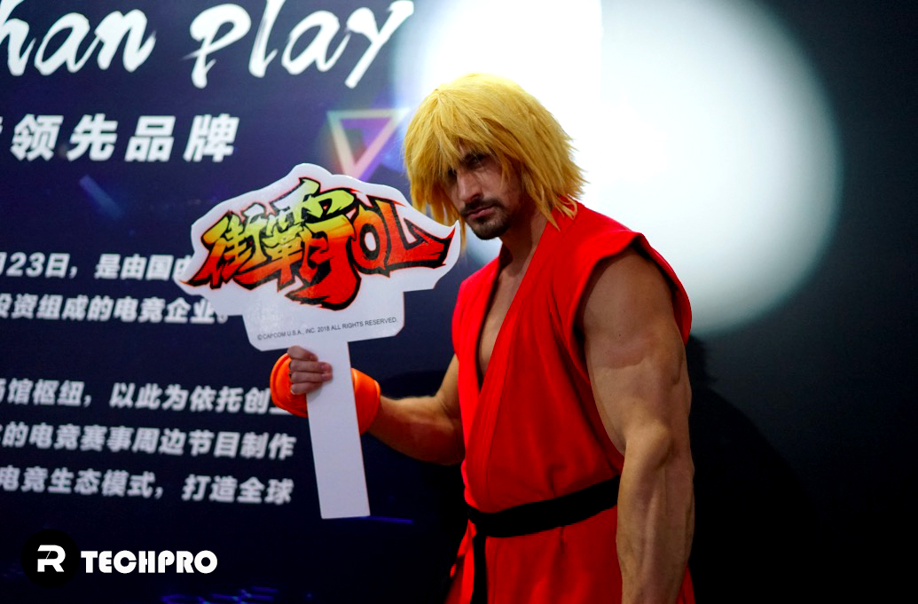 ChinaJoy妹子為抖音獻(xiàn)“聲”，突然翻車(chē)-鋒巢網(wǎng)