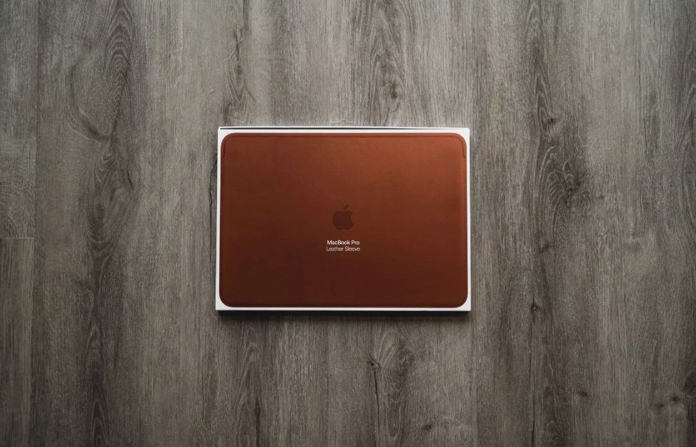 蘋果2018 新版別 MacBook Pro 開箱圖賞-鋒巢網(wǎng)