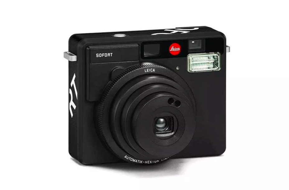 萊卡拍立得相機(jī) SOFORT 全黑配色上架-鋒巢網(wǎng)